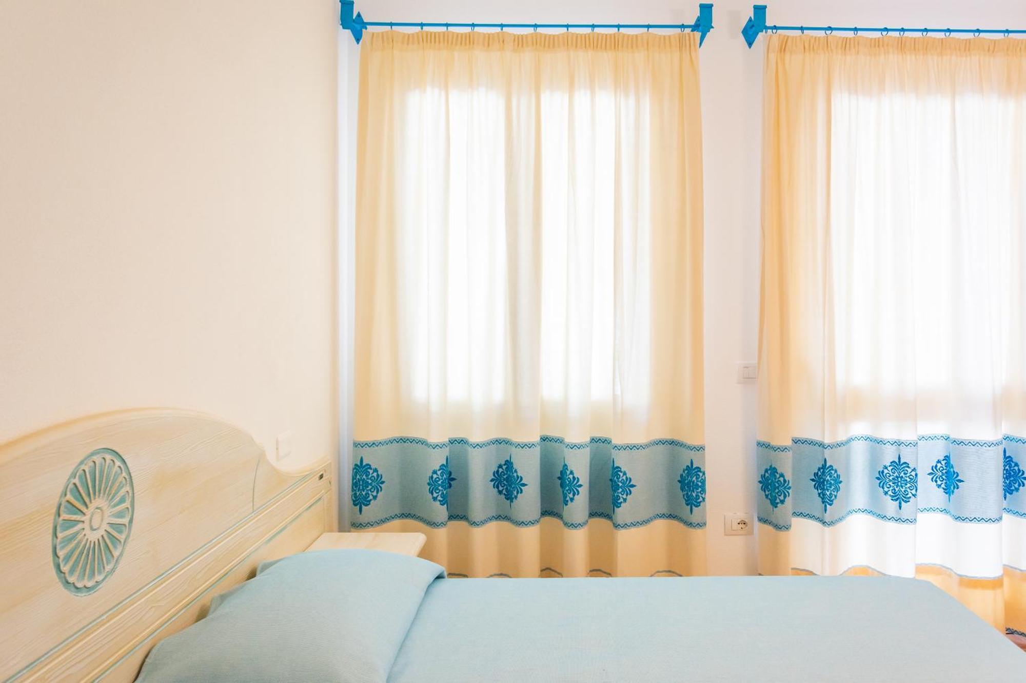 오로세 Le Residenze Del Baia Marina 아파트 외부 사진
